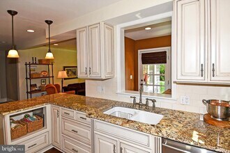 4729 16th Rd N in Arlington, VA - Building Photo - Building Photo