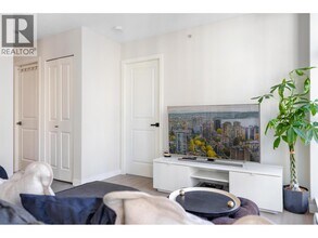 1295 Richards St in Vancouver, BC - Building Photo - Building Photo