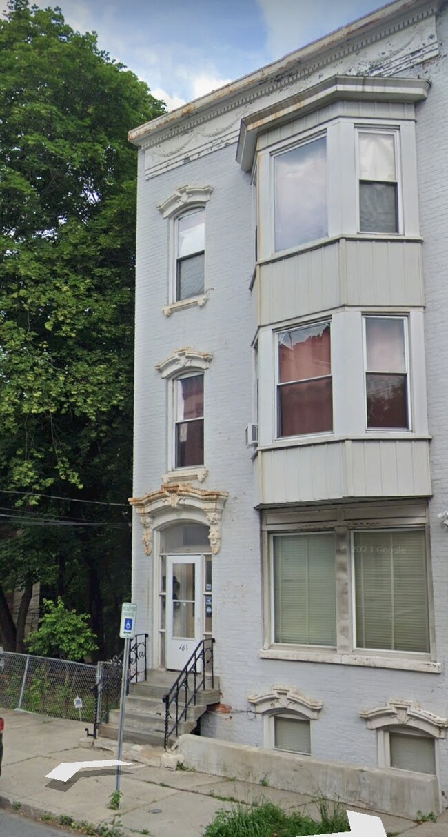 161 9th St, Unit 3 in Troy, NY - Building Photo - Building Photo