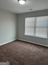 5549 Festival Ave in Fairburn, GA - Building Photo - Building Photo