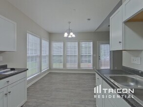 8734 Rozumny Dr in Charlotte, NC - Building Photo - Building Photo