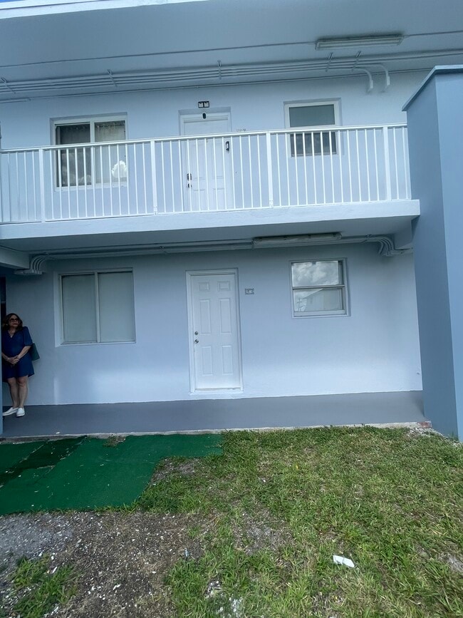 property at 1255 W 49th St