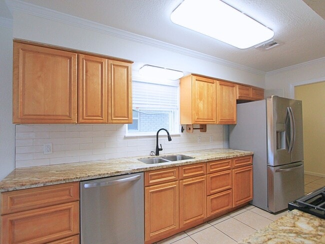 property at 3810 Bonita Ln