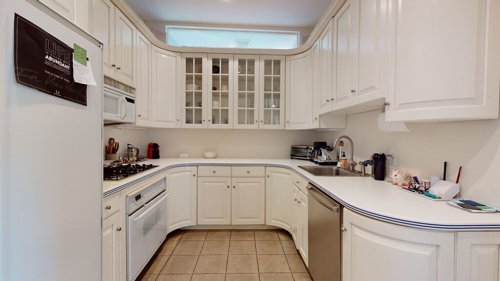 293 Beacon St in Boston, MA - Building Photo
