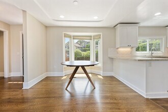 3447 Goldfinch St in San Diego, CA - Building Photo - Building Photo