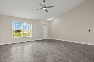 3919 SW 14th Ave in Cape Coral, FL - Building Photo - Building Photo