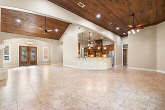 25815 Ralph Fair Rd in Boerne, TX - Building Photo - Building Photo