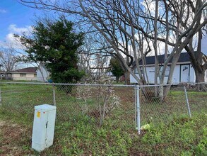 240 Boudreaux St in Houma, LA - Building Photo - Building Photo