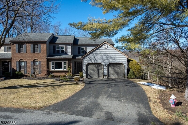 52 Goldfinch Grove in Hackettstown, NJ - Building Photo