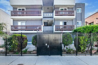 1138 Grand View S St, Unit 101 in Los Angeles, CA - Building Photo - Building Photo