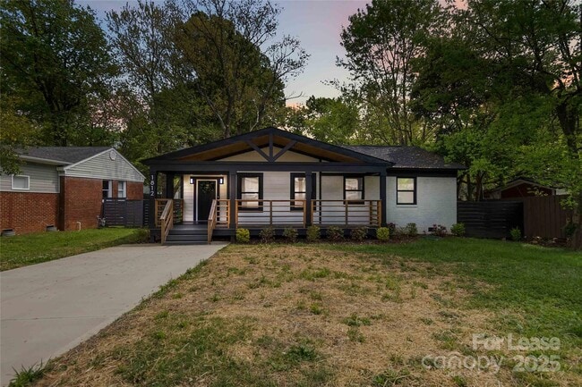 property at 1812 Anderson St
