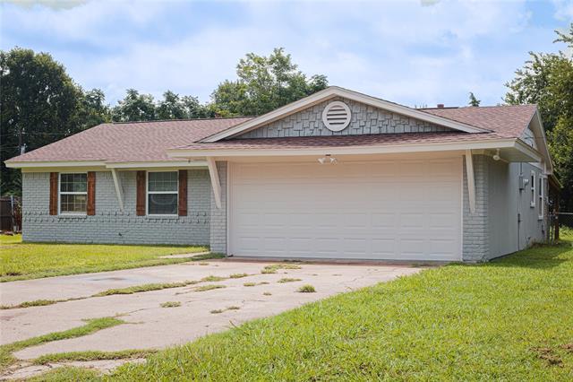 117 Barbara Way in Waxahachie, TX - Building Photo