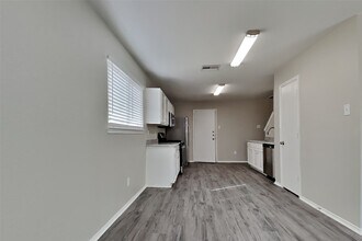 12522 Sterlingstone Dr in Houston, TX - Building Photo - Building Photo