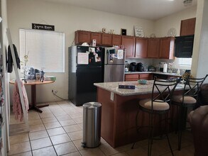 1402 E Lee St, Unit #2 in Tucson, AZ - Building Photo - Building Photo
