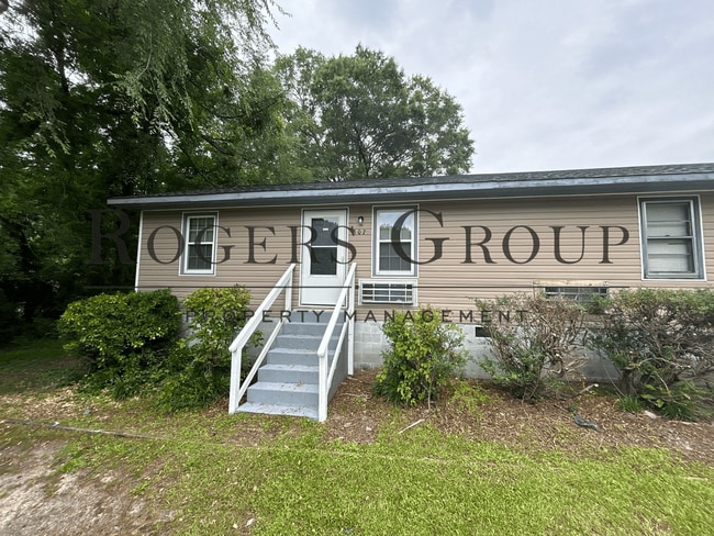 property at 807-809 Hughes St
