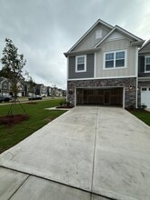 3238 Lilac Grove Dr in Charlotte, NC - Foto de edificio - Building Photo