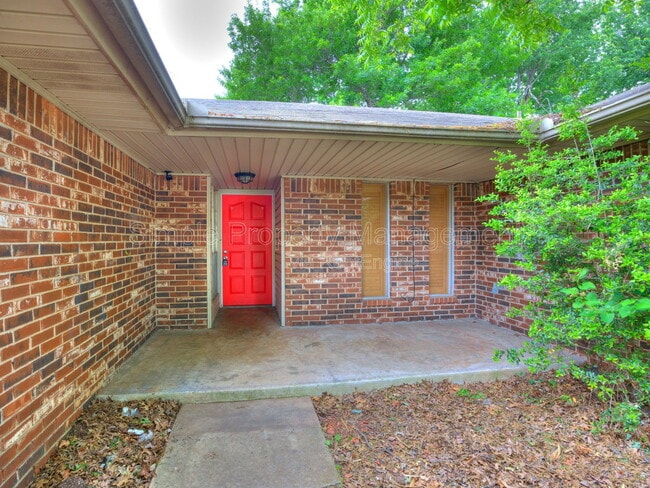 1706 High Meadows Dr in Norman, OK - Building Photo - Building Photo