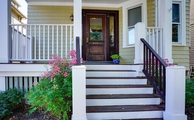 98 Amory St in Cambridge, MA - Building Photo - Building Photo