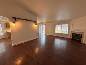 427 Sheepcamp Dr in Dayton, NV - Building Photo - Building Photo