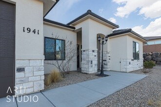 1941 W 180 N in Hurricane, UT - Building Photo - Building Photo