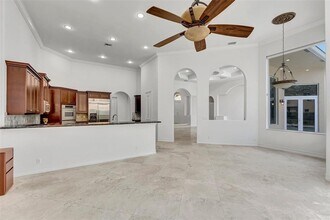 3203 W Stonebrook Cir in Davie, FL - Building Photo - Building Photo