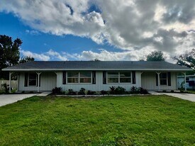 520 Lafayette St in Port Orange, FL - Building Photo