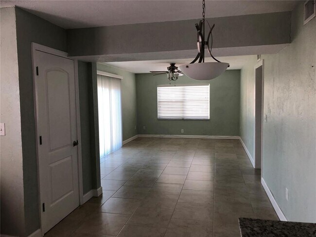 37 144th Ave in Madeira Beach, FL - Building Photo - Building Photo