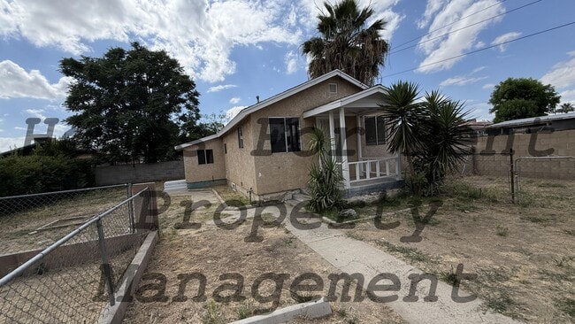 property at 113 Harris Dr