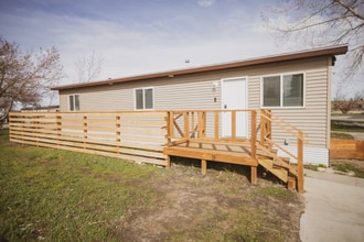 104 Northside Dr in Lander, WY - Building Photo - Building Photo