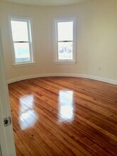 1085 Dorchester Ave, Unit 3 in Boston, MA - Building Photo - Building Photo