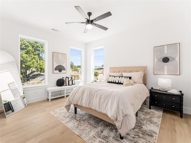 2019 N Prairie Ave in Dallas, TX - Building Photo