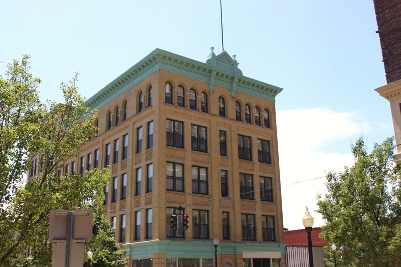 Wellman Building in Jamestown, NY - Building Photo