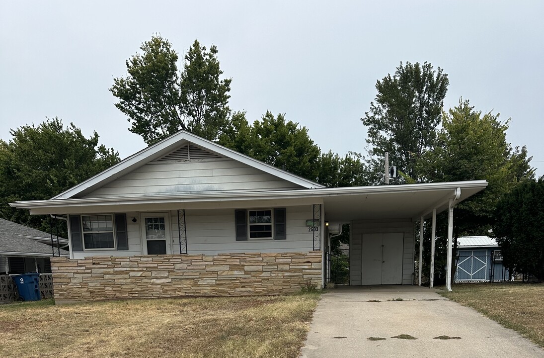 2503 New Hampshire Ave in Joplin, MO - Building Photo