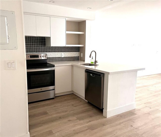 property at 10930 Royal Palm Blvd