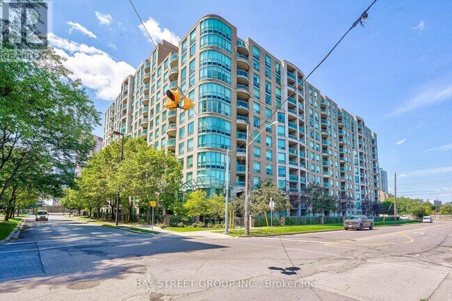 property at 18-118 Pemberton Ave