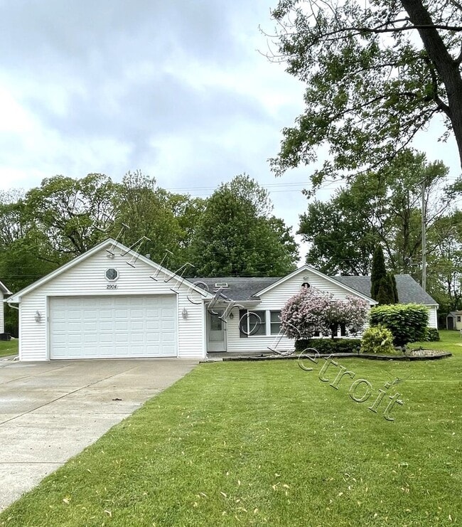 property at 2904 Dearborn Ave