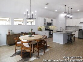 104 Vail Dr in Boerne, TX - Building Photo