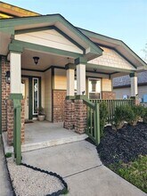 18205 Bandelier Dr in Pflugerville, TX - Building Photo - Building Photo