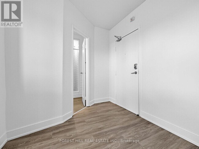 70 Spadina Rd in Toronto, ON - Building Photo - Building Photo