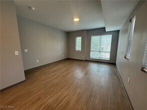 2061 W 20th St in Cleveland, OH - Building Photo - Building Photo