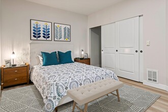 Queen Anne Collection in Seattle, WA - Building Photo - Building Photo