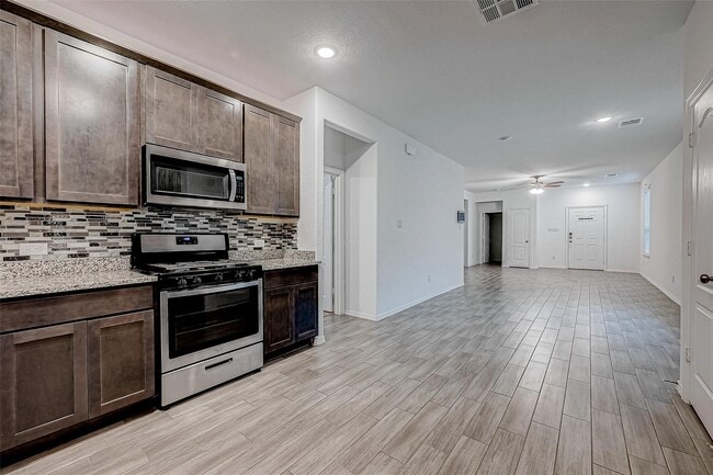 property at 25407 Northpark Lake Dr