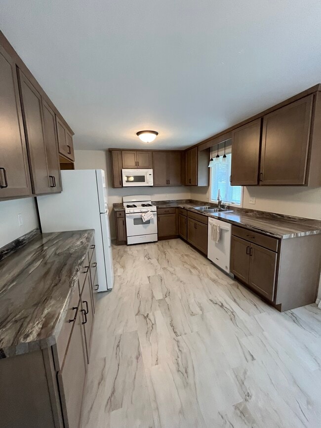 property at 517 Kelly Jo Dr