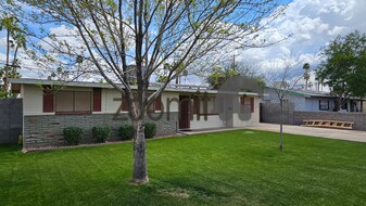 509 S Stewart in Mesa, AZ - Building Photo