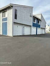 5144 Longfellow Way in Oxnard, CA - Building Photo - Building Photo