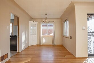 2010 S Ogden St in Denver, CO - Building Photo - Building Photo