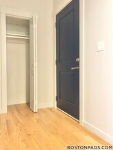 145 Munroe St, Unit 203 in Lynn, MA - Foto de edificio - Building Photo