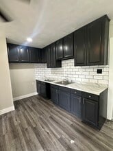 429 Ventura Ave, Unit 1B in Orlando, FL - Foto de edificio - Building Photo