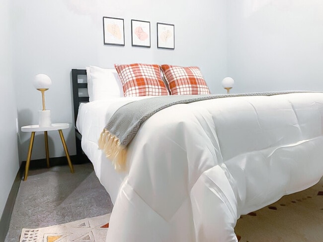 2301 Ingersoll Ave in Des Moines, IA - Foto de edificio - Building Photo