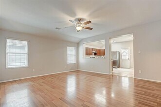 19802 River Breeze Dr in Tomball, TX - Building Photo - Building Photo